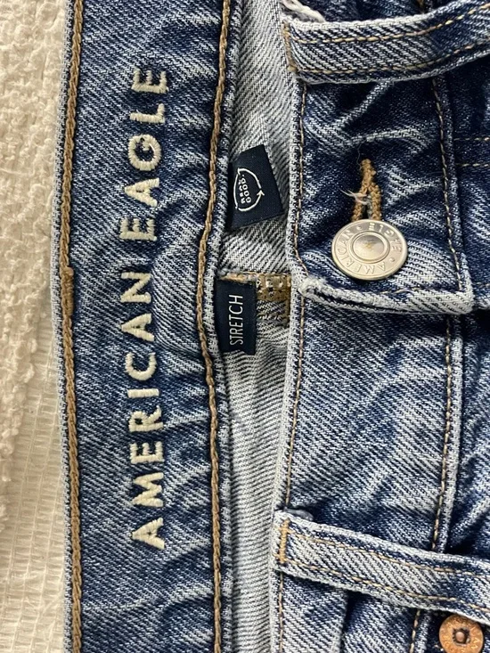 American Eagle Outfitters Light Blue Straight Leg Jeans - Picture 2 of 5